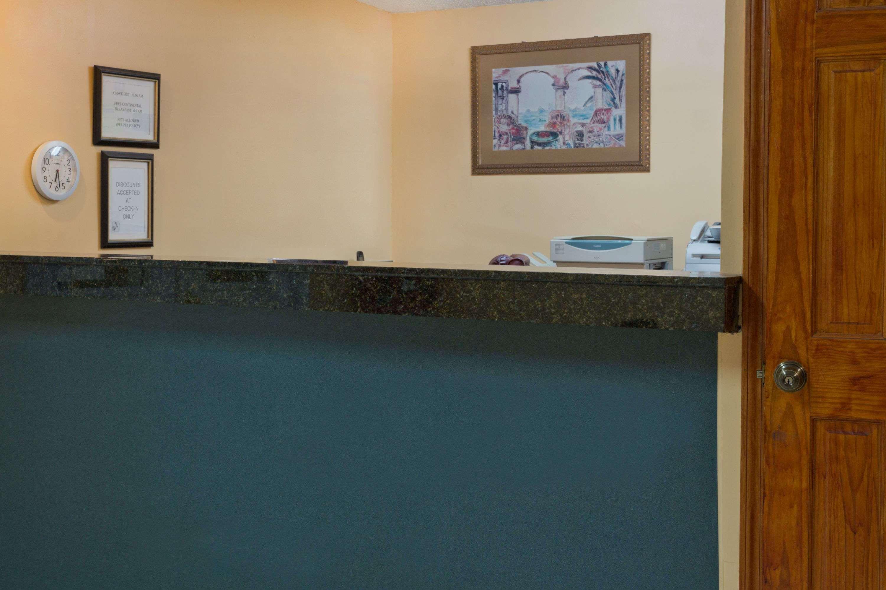 Super 8 By Wyndham Chipley Hotel Ngoại thất bức ảnh